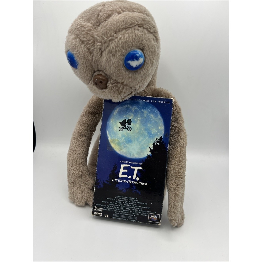 Vintage 1982 E.T. Plush 12" Showtime Kamar Doll & 1988 VHS Movie Tape Bundle